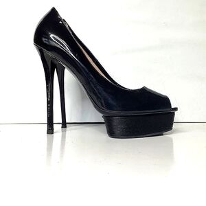 Le Silla open toe patent leather 40